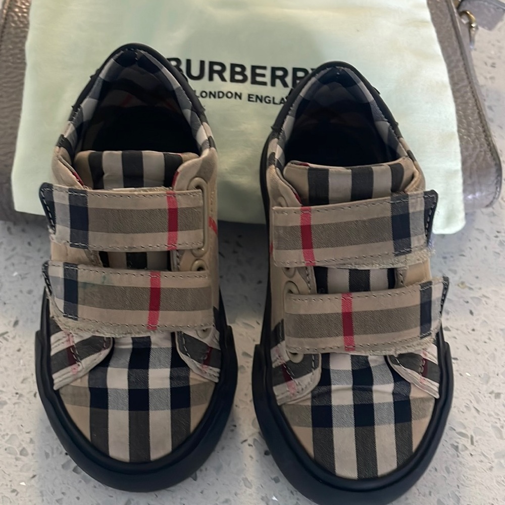 Baby toddler Burberry shoes